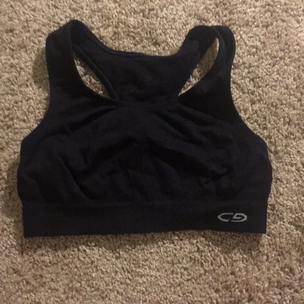 Sports bra